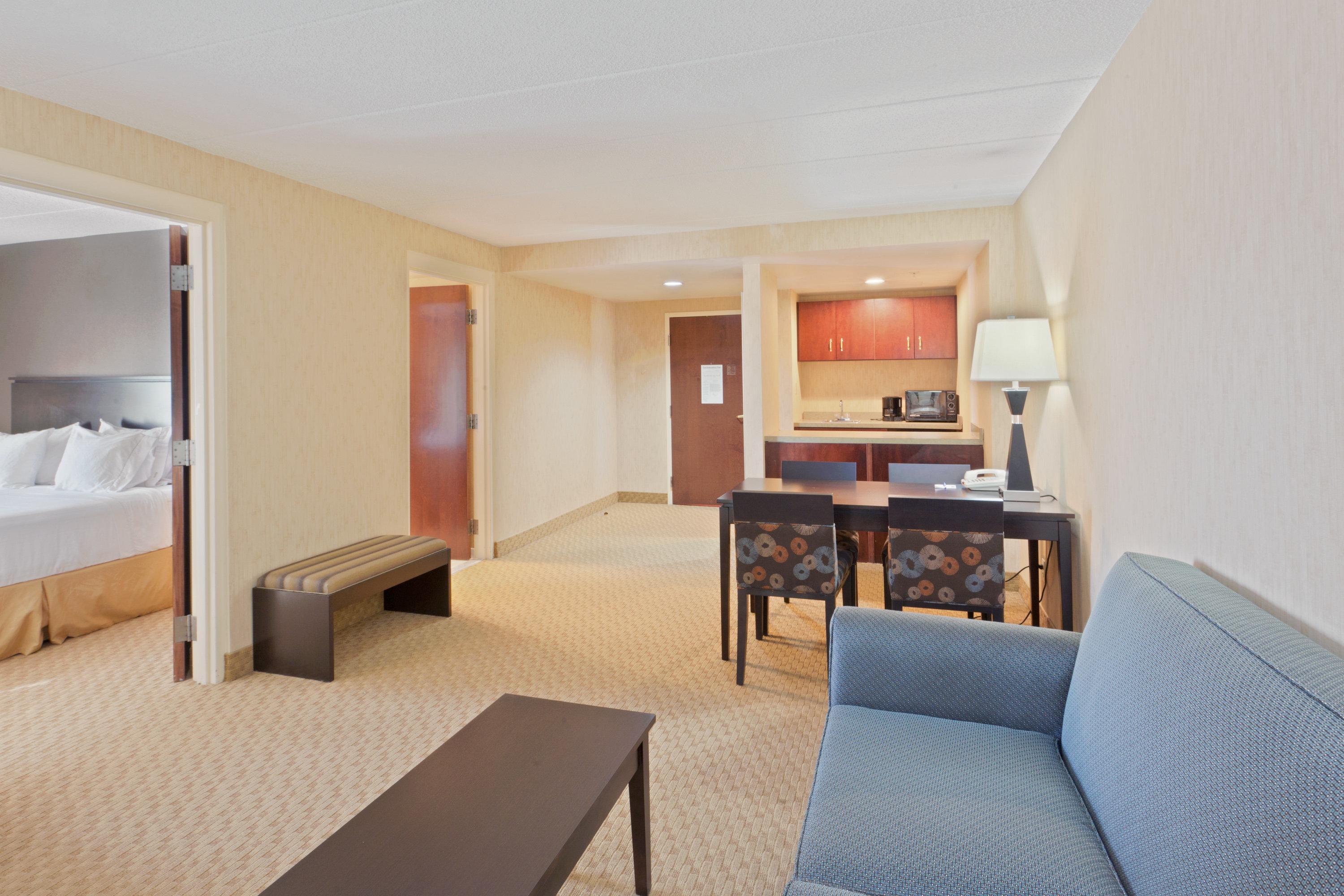 Holiday Inn Express Hotel & Suites Dover By Ihg Exterior foto