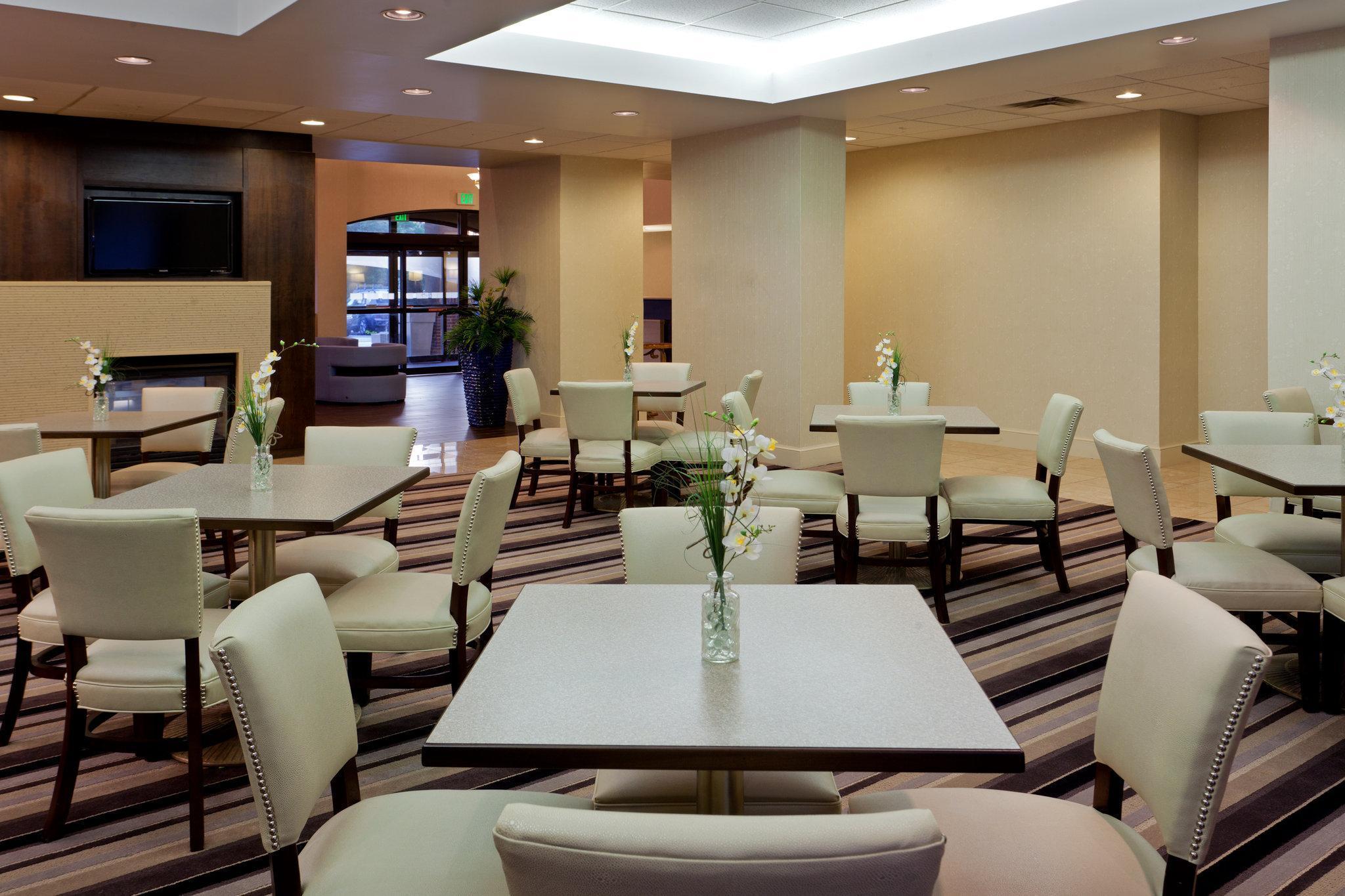Holiday Inn Express Hotel & Suites Dover By Ihg Exterior foto